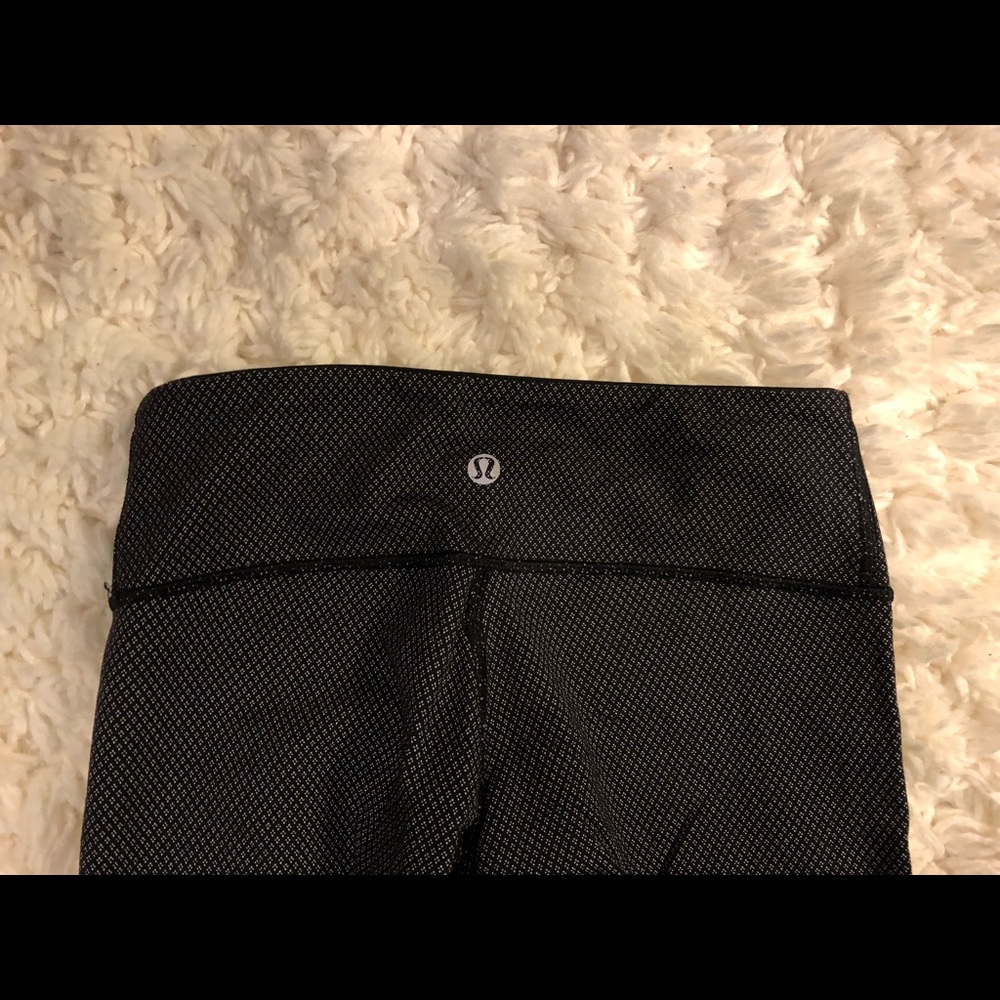 Lululemon Wunder Under! - image 4